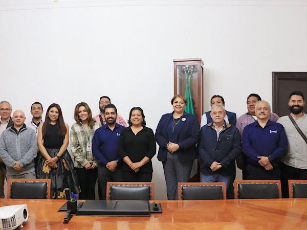 SADR y Bienestar Animal se reúnen con el Colegio de Médicos Veterinarios