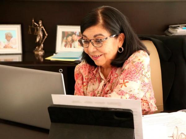 Ofrece Secretaría de Mujeres asistencia virtual las 24 horas del día