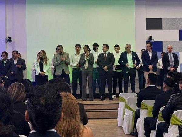 UTP brinda certeza y seguridad a la juventud poblana