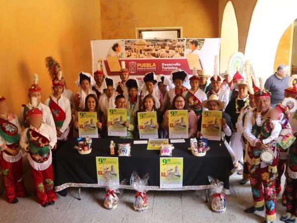 Noveno Encuentro Nacional de Voladores en Cuetzalan da certeza a tradiciones