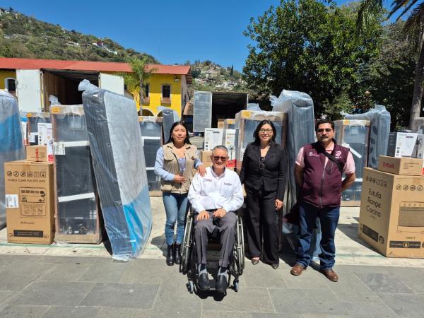 Familias de la sierra norte reciben apoyos federales por contingencia