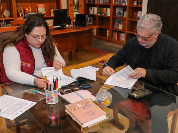 Secretaría de Arte y Cultura y productores de la película “Canas al Aire” firman convenio