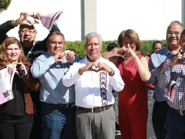 Estudiantes y autoridades refrendan compromiso social con faena comunitaria en UTH