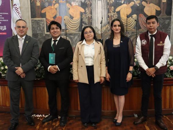 UTTECAM participa en diseño de nueva identidad del Subsistema Tecnológico