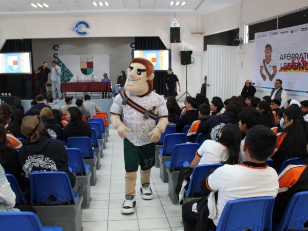 UDEP inspira a nuevas generaciones durante visitas a Centros Escolares