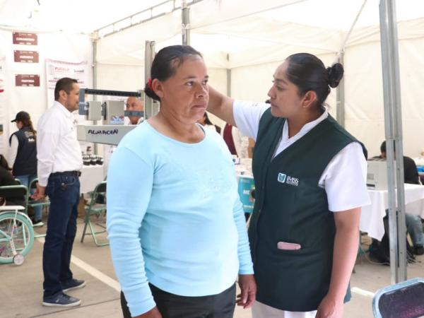 Jornada “Por Amor a Puebla” acerca más de 100 acciones de salud a Quecholac