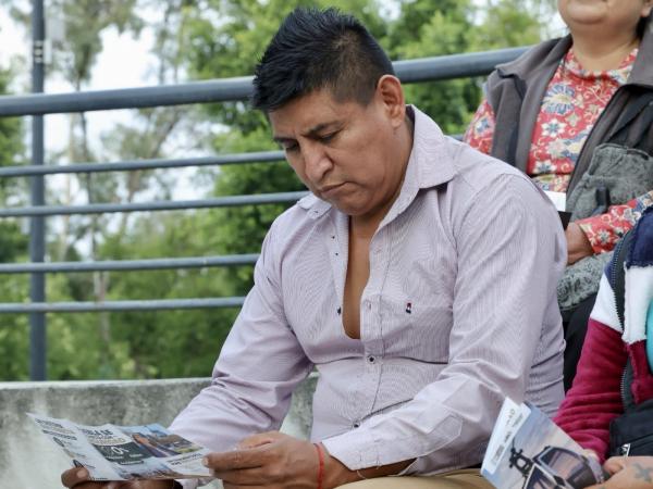 Gobierno estatal acerca información y beneficios del sistema de transporte por cable.