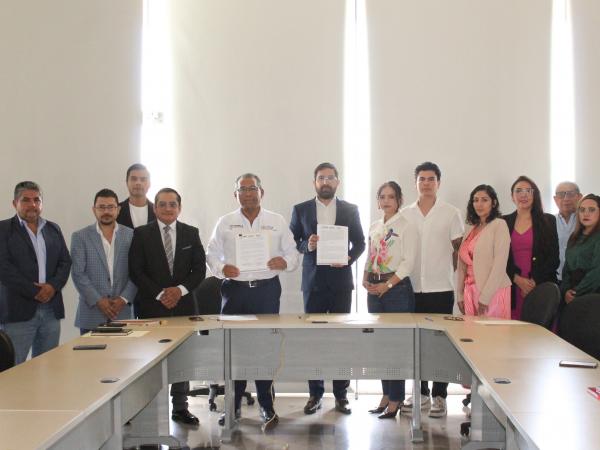 Firman CEASPUE y Agencia de Energía convenio de colaboración