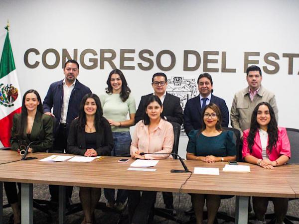 Congreso reconoce políticas de juventud y deporte en Puebla