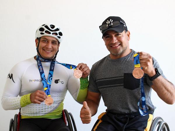 Reconoce para atleta poblano José Alan Frías, el apoyo al deporte en el estado