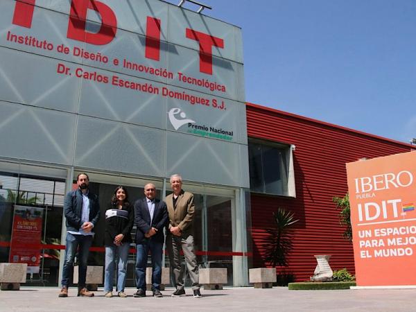 Gobierno estatal e Ibero Puebla colaboran en el desarrollo de empresas sociales seguras