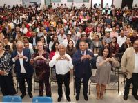 Libros de texto gratuitos impulsan pensamiento cr&iacute;tico en las aulas