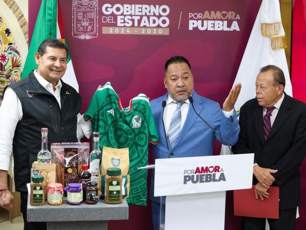 Con modernización aeroportuaria histórica, migrantes poblanos accederá a vuelos directos en un espacio digno