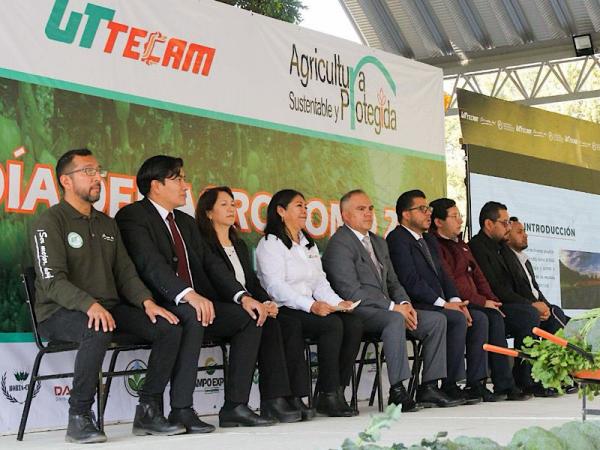 UTTECAM celebra el Día del Agrónomo