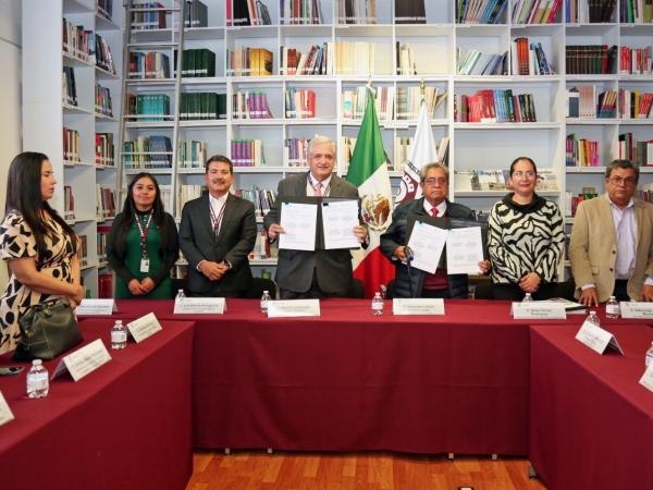IAP Puebla e ISSSTEP firman convenio para impulsar calidad humana