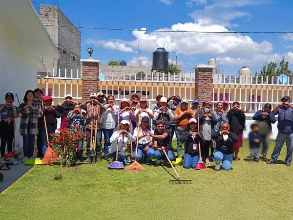 SEDIF fortalece faenas comunitarias por Amor a Puebla