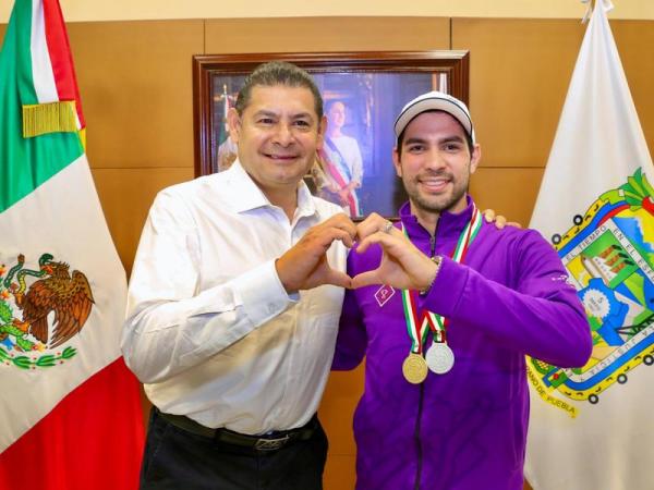 Gobierno de Puebla duplica apoyo económico a medallistas del estado