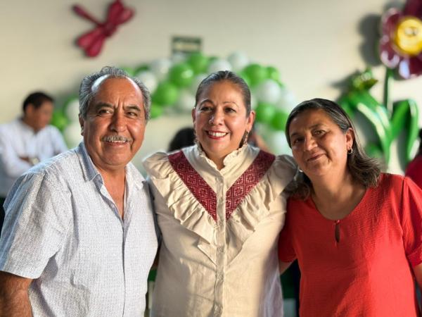 Puebla impulsa inclusión y apoyo a personas con discapacidad visual