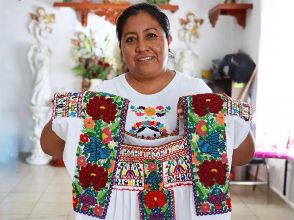 Puebla fortalece a mujeres rurales con inversión histórica