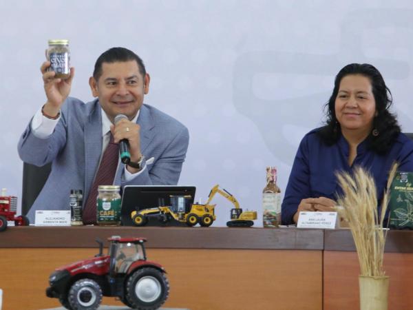 Con seguridad, infraestructura y apoyo al campo, Puebla construye riqueza comunitaria