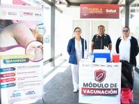 Refuerzan prevenci&oacute;n del sarampi&oacute;n con jornada de vacunaci&oacute;n en el RUTA