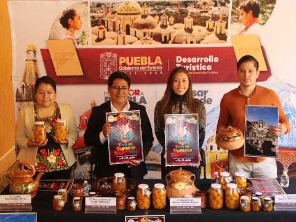 Secretaría de Desarrollo Turístico impulsa Feria del Durazno Zautla 2025