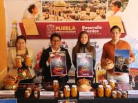 Secretar&iacute;a de Desarrollo Tur&iacute;stico impulsa Feria del Durazno Zautla 2025
