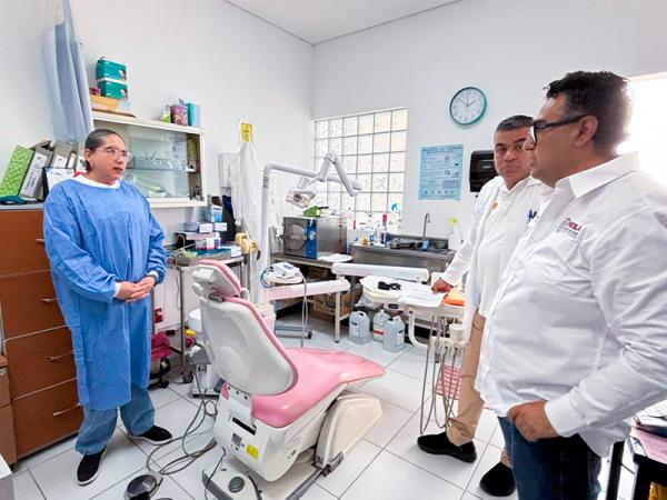 Salud e IMSS-Bienestar realizan visita al Hospital Comunitario de Tetela de Ocampo para optimizar equipamiento
