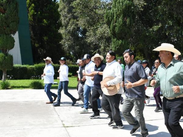 UTH participa en Carrera por la Paz y Contra las Adicciones