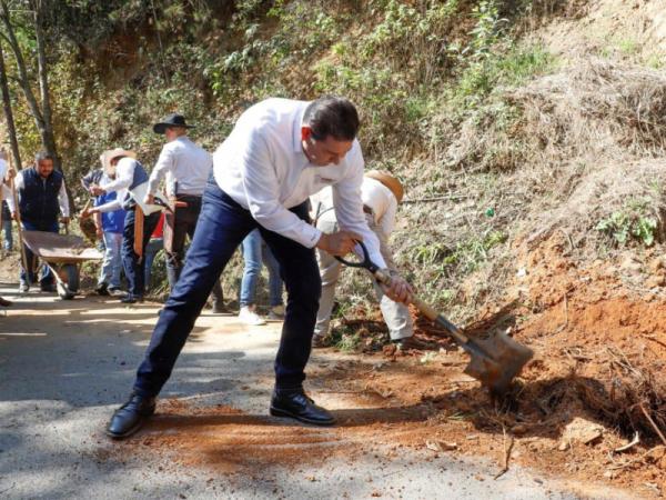 Faenas comunitarias, herramientas para la atención cercana en Tetela de Ocampo