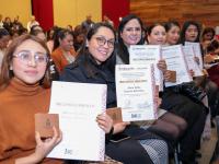 Premia SEP a 417 docentes por pr&aacute;cticas educativas innovadoras