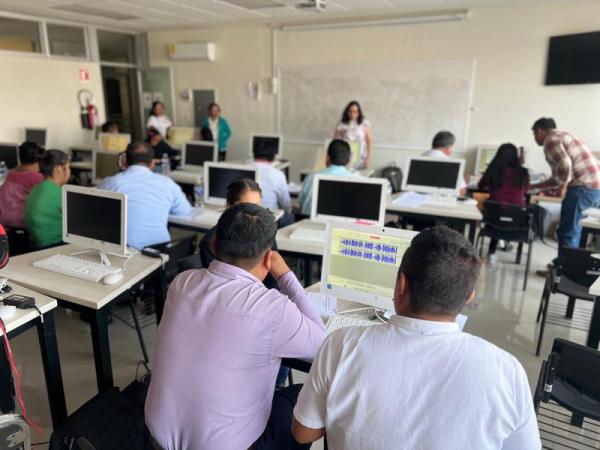 Impulsan dominio de lenguas originarias en docentes de nuevo ingreso