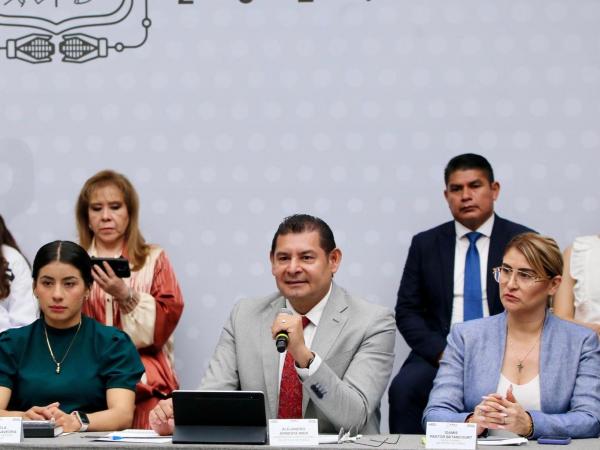 Sin impunidad ni omisión se pone orden en Puebla: Alejandro Armenta