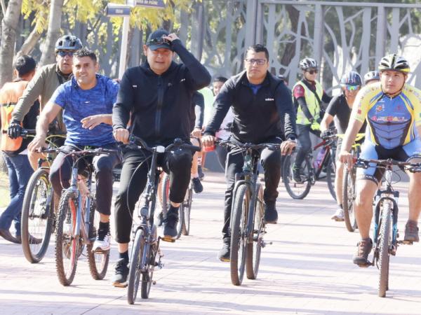 Primera Rodada Por Amor a Puebla une a ciclistas con Alejandro Armenta
