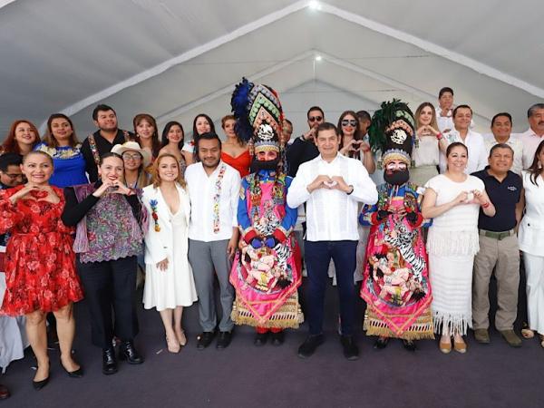 Tradición y riqueza cultural en Carnaval de Huejotzingo.