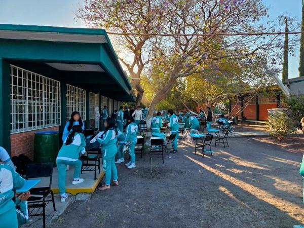 Participa COBAEP en actividades para rescatar espacios públicos