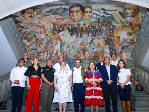 Reunión de coordinación entre autoridades de Puebla y Oaxaca