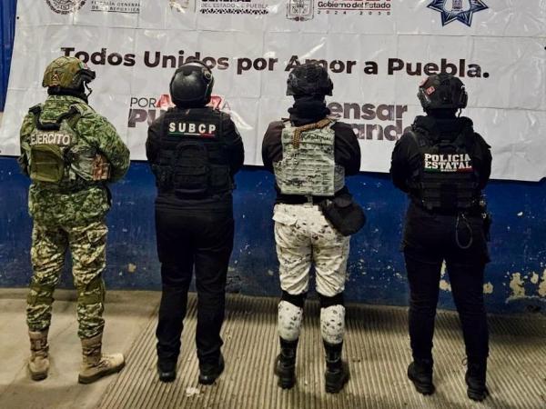 Implementan fuerzas de seguridad operativo en penal femenil de Ciudad Serdán