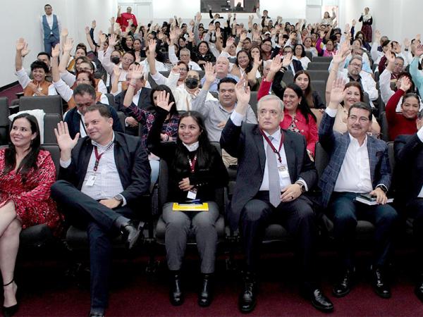 ISSSTEP antepone garantía de los derechos humanos y laborales entre sus trabajadores