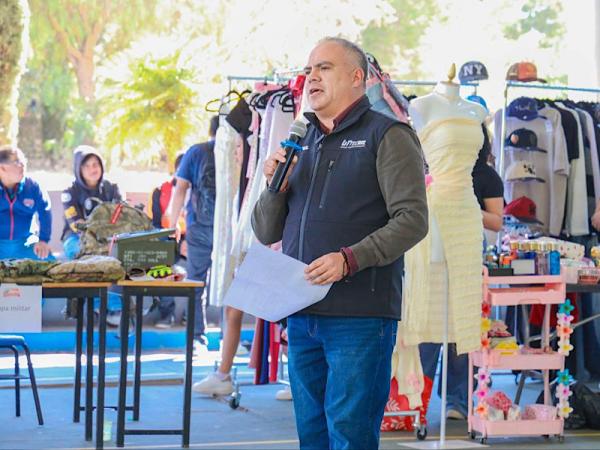 Realiza UTTECAM segunda edición del Mercadito Universitario