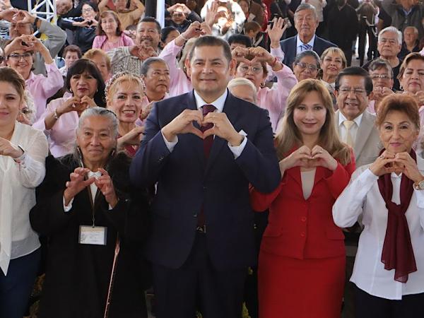 Resurge la Casa del ABUE en su 19 aniversario por el bienestar de los adultos mayores