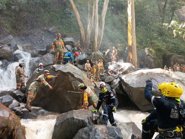 Localiza Comisión de Búsqueda a 3 personas más en la Sierra Norte