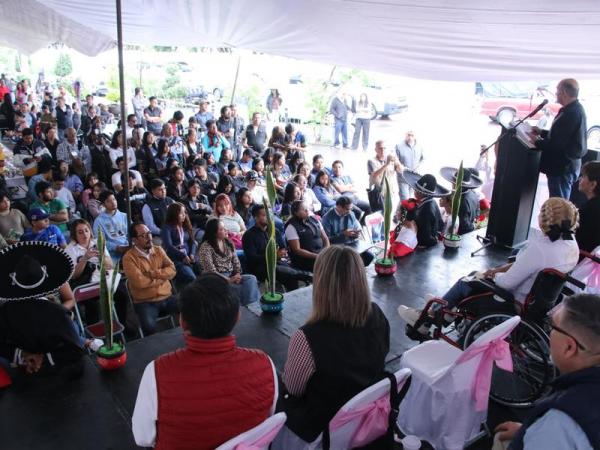 Promueve gobierno estatal empleo formal y capacitación en la mixteca