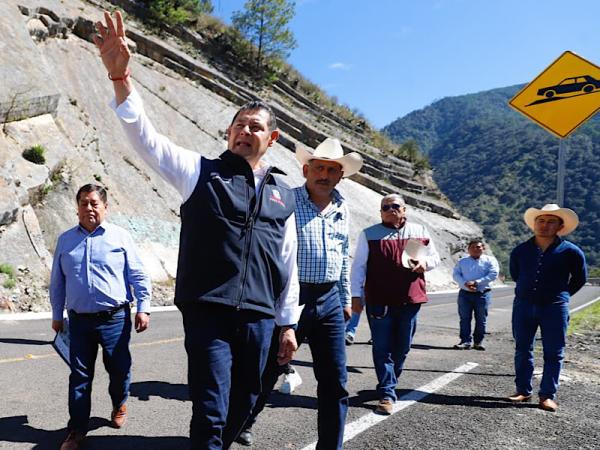 Avanza Carretera Interserrana, obra estratégica que conectará la Sierra Norte