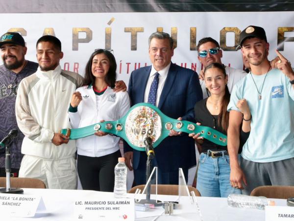 Presidente del CMB, Mauricio Sulaimán, presenta el capítulo final entre Gaby "La Bonita" Sánchez y la argentina Tamara Demarco