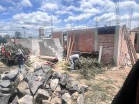 Avanza CAPCEE en construcci&oacute;n de barda afectada por lluvia en secundaria de Coronango