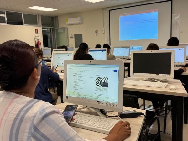 Capacita IPMP a docentes en herramientas digitales para fortalecer enseñanza