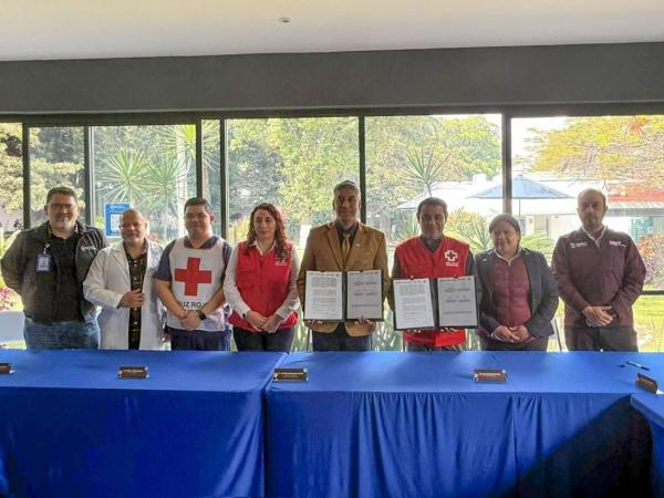 Con vínculos estratégicos, USEP refuerza formación profesional en salud