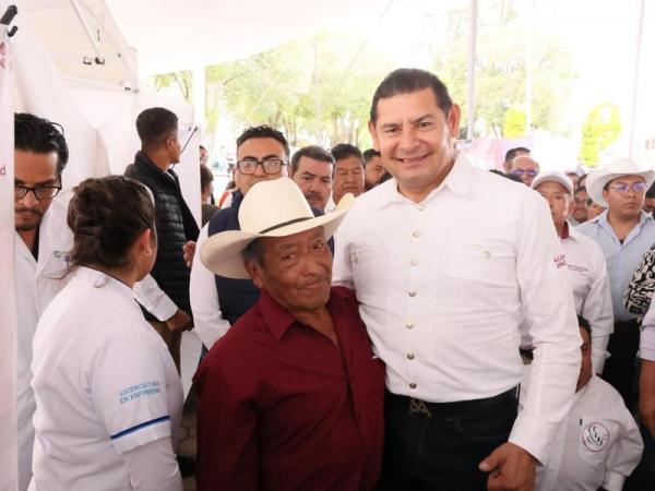 Más de 2 mil acciones de salud en jornada encabezada por Gobernador Armenta