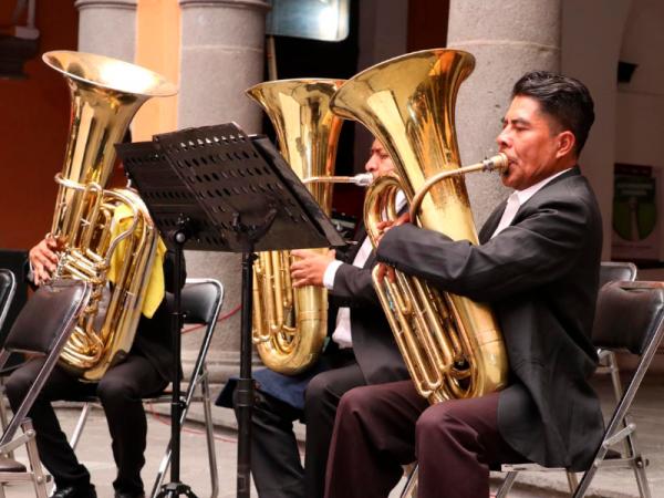 Banda Sinfónica Mixteca celebra 20 años de talento regional poblano